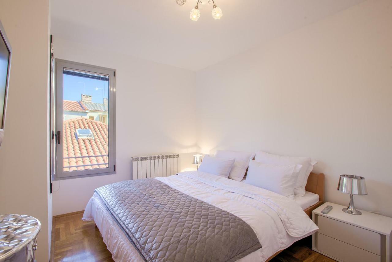 Apartment San Rocco Center Pula Eksteriør billede