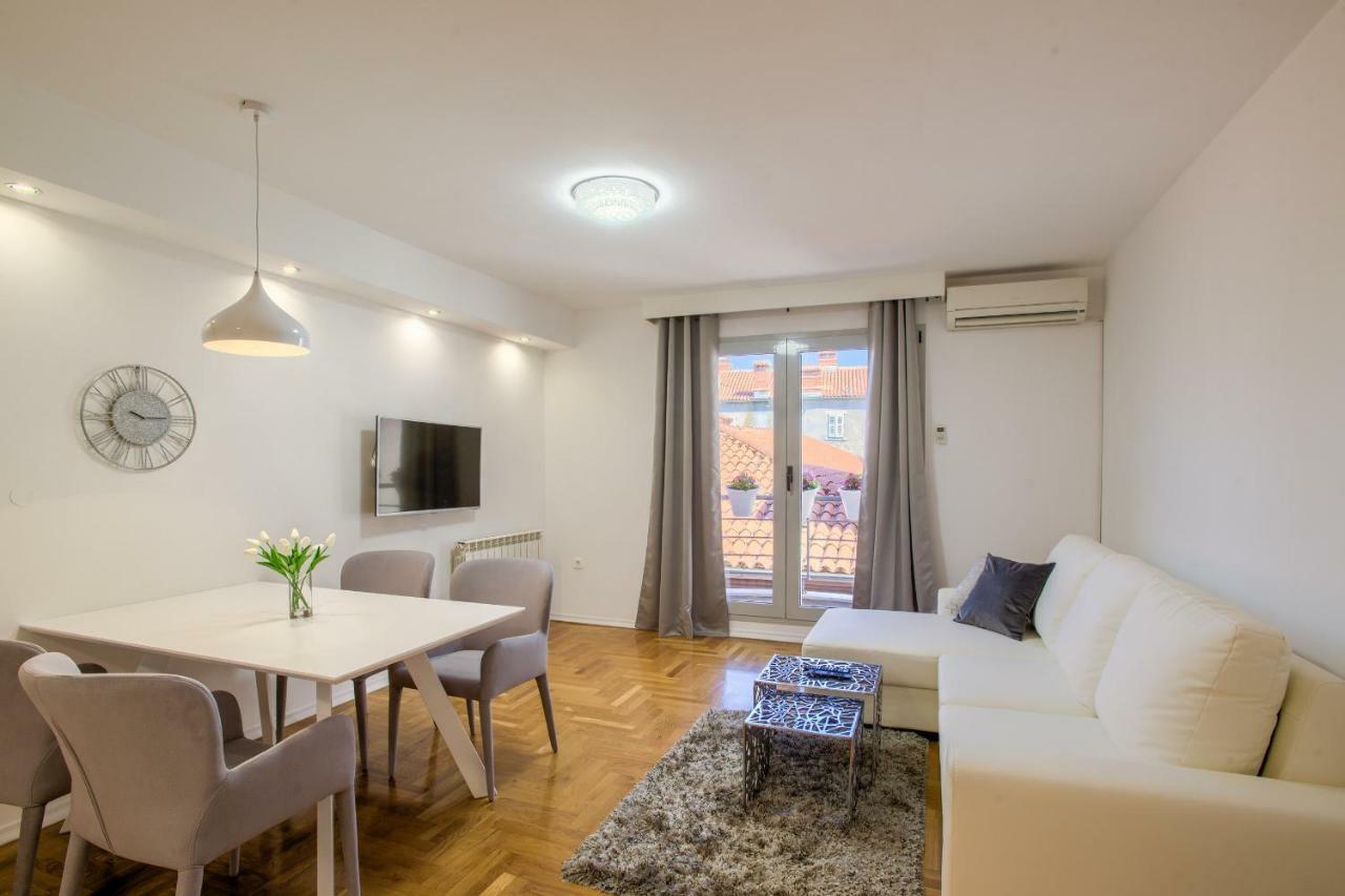 Apartment San Rocco Center Pula Eksteriør billede